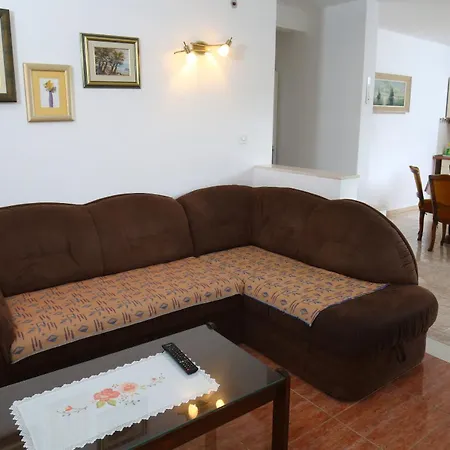 Boro Apartamento